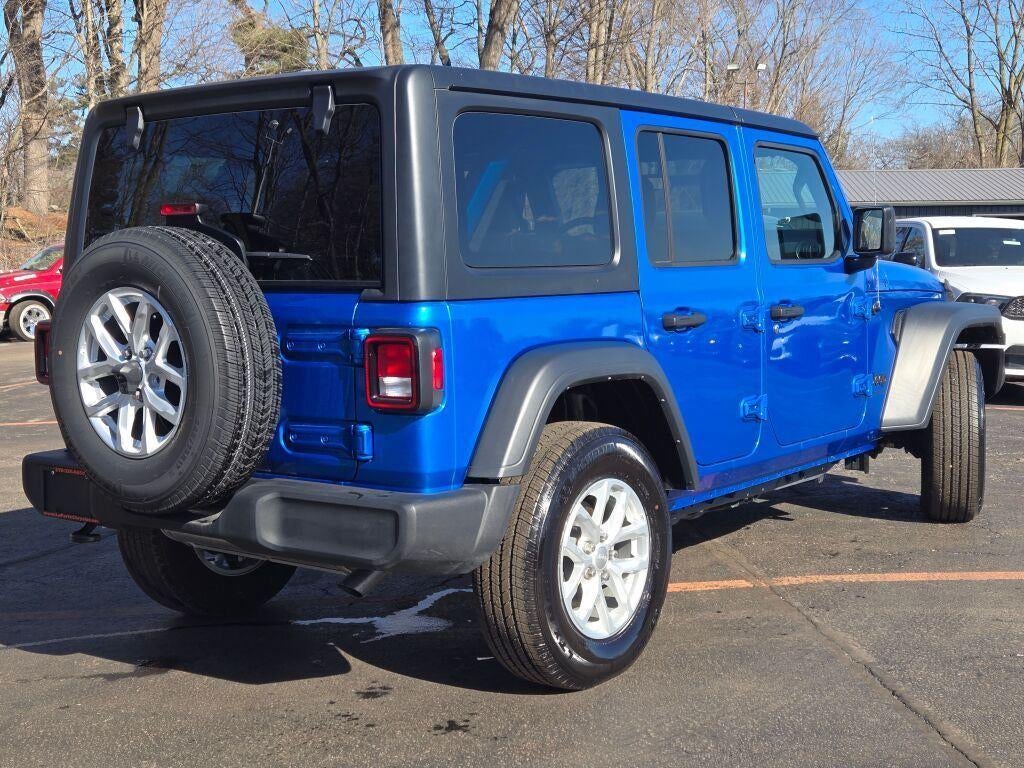 2023 Jeep Wrangler 4-Door Sport S 4x4