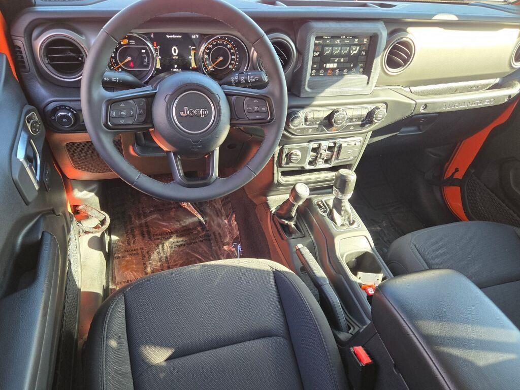 2023 Jeep Wrangler 4-Door Sport S 4x4