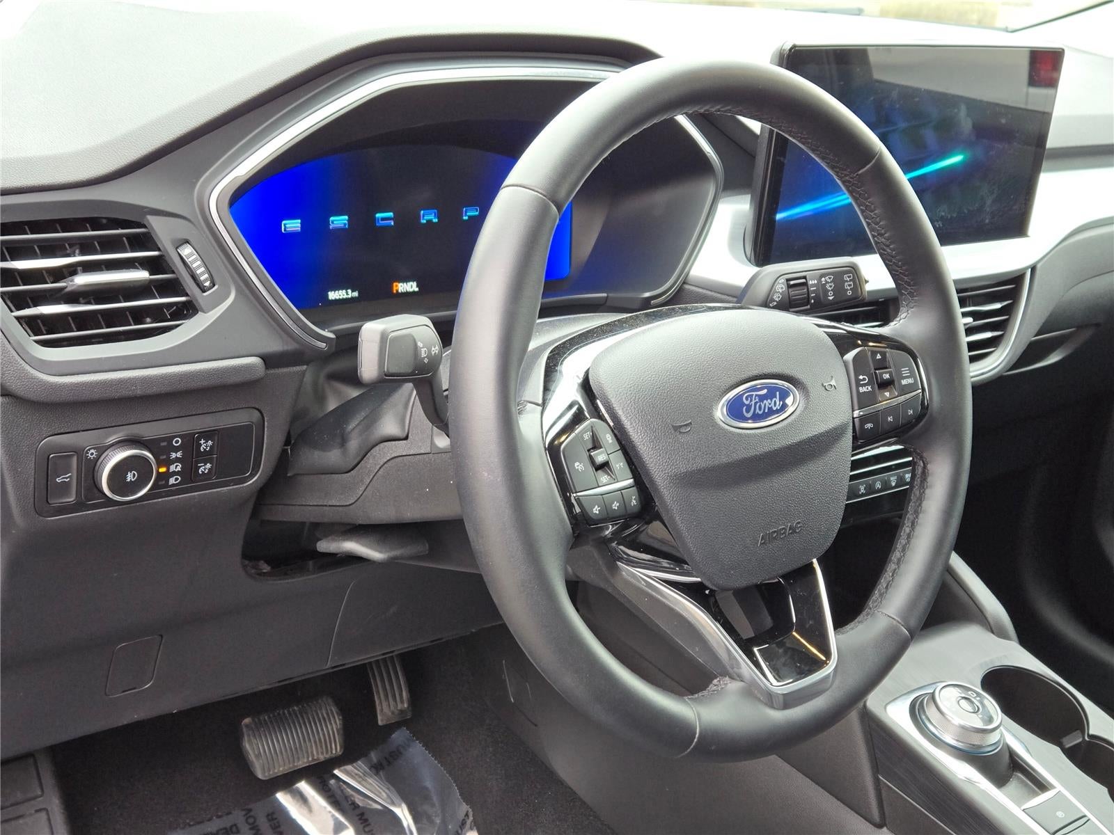 2025 Ford Escape Platinum