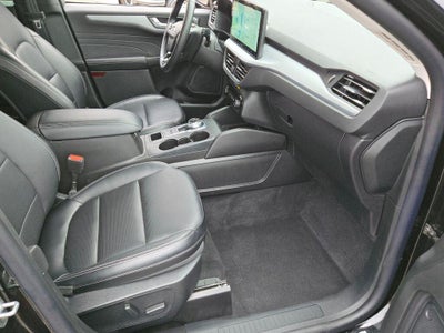 2025 Ford Escape Platinum