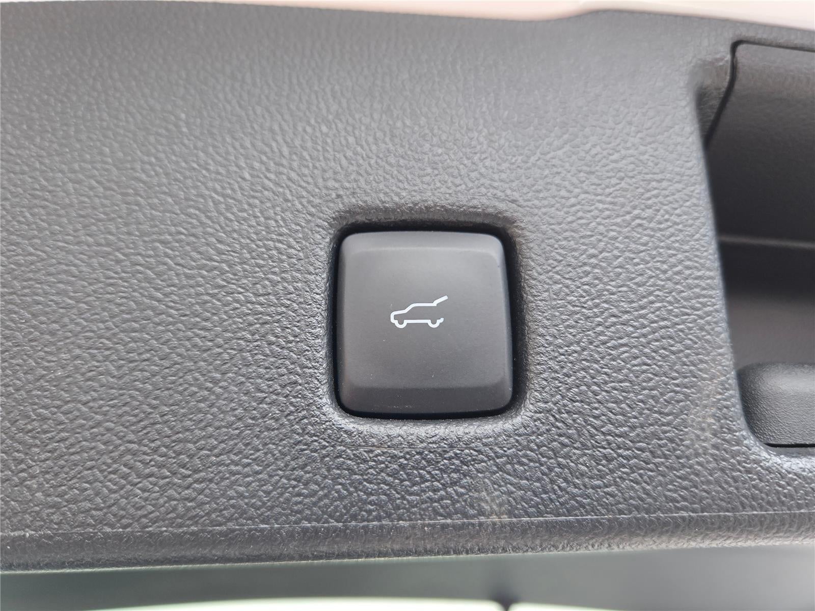 2023 Ford Escape Hybrid ST-Line Select