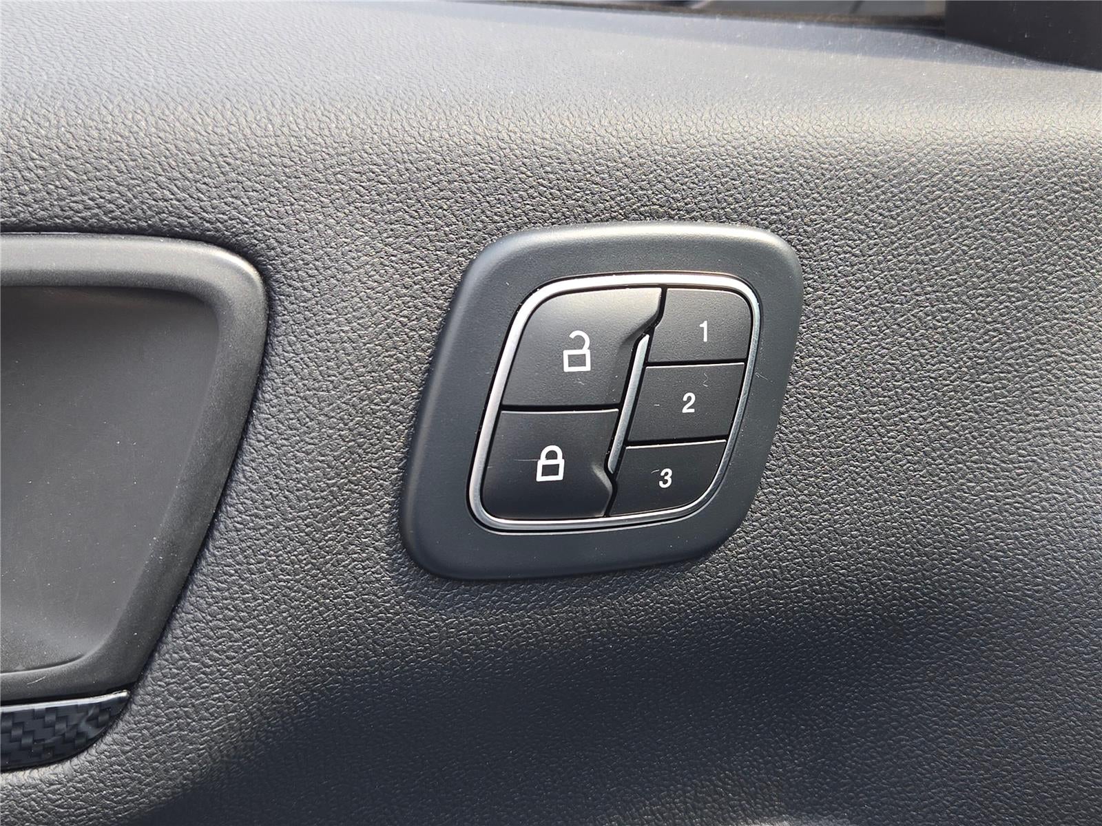 2023 Ford Escape Hybrid ST-Line Select