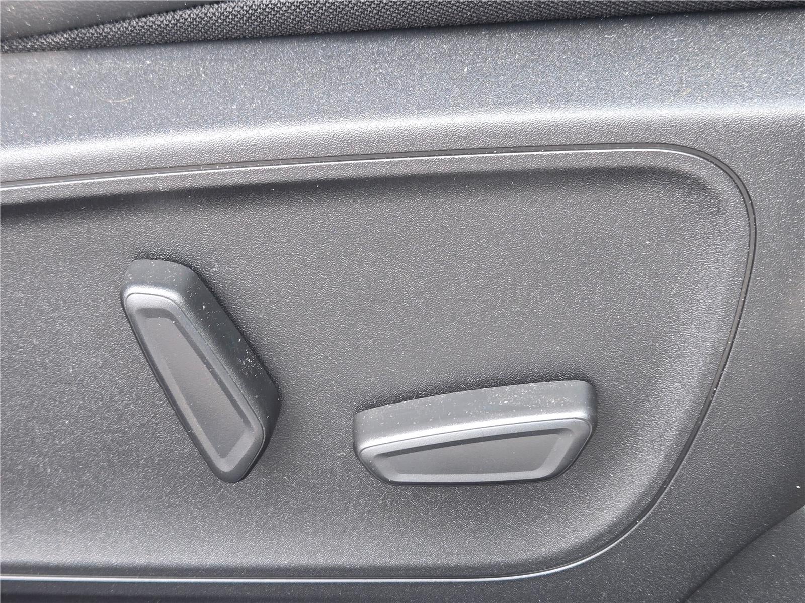 2023 Ford Escape Hybrid ST-Line Select