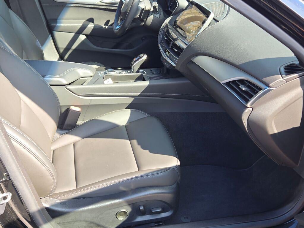 2024 Cadillac CT5 Luxury