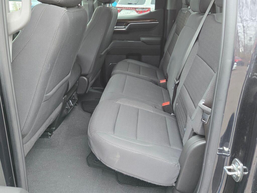 2025 GMC Sierra 1500 4WD Double Cab Standard Box Elevation with 3VL