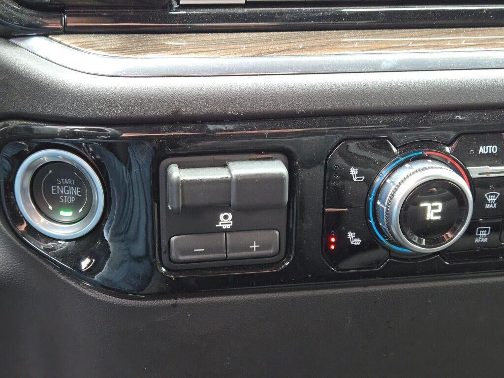 2025 GMC Sierra 1500 4WD Double Cab Standard Box Elevation with 3VL