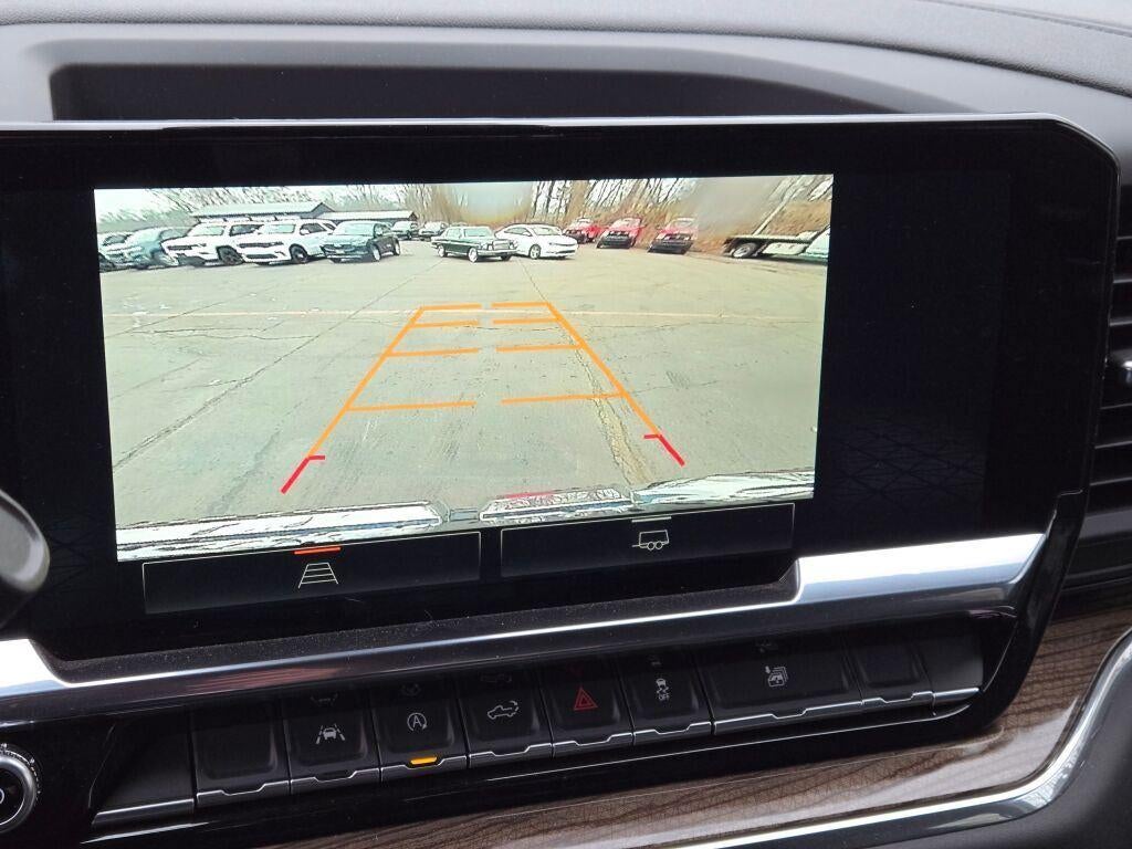 2025 GMC Sierra 1500 4WD Double Cab Standard Box Elevation with 3VL