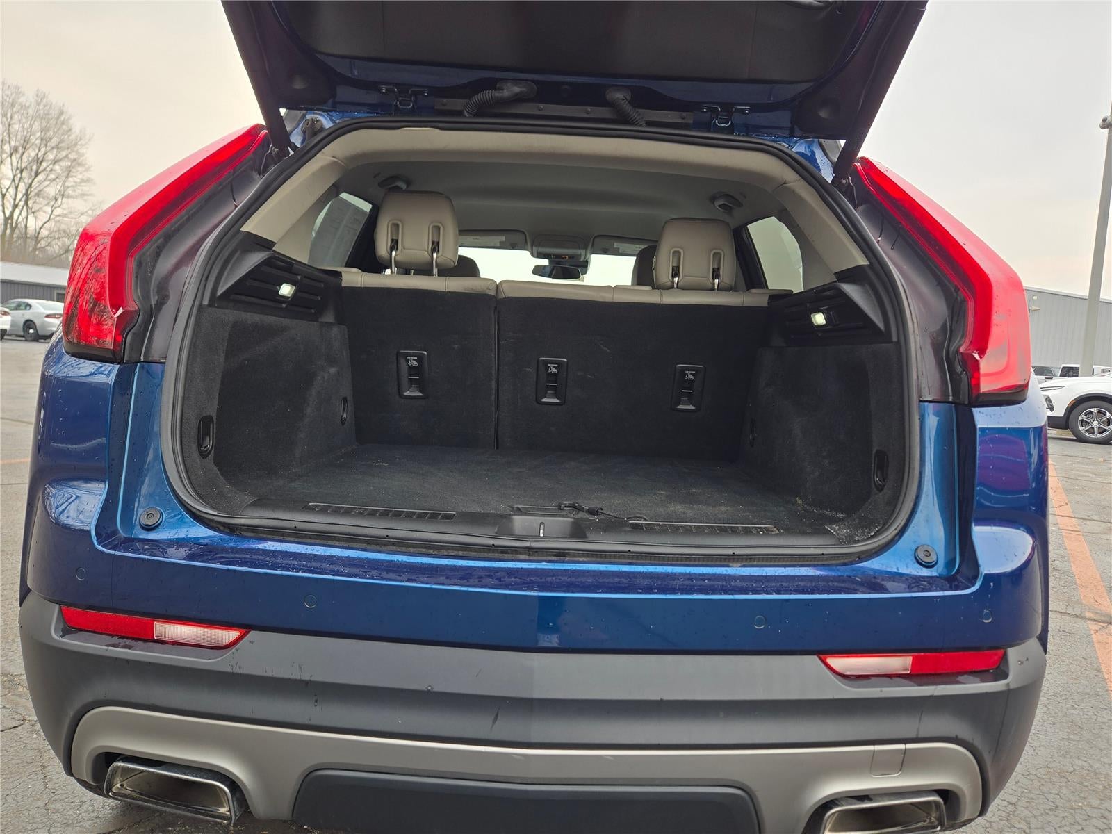 2019 Cadillac XT4 FWD Premium Luxury