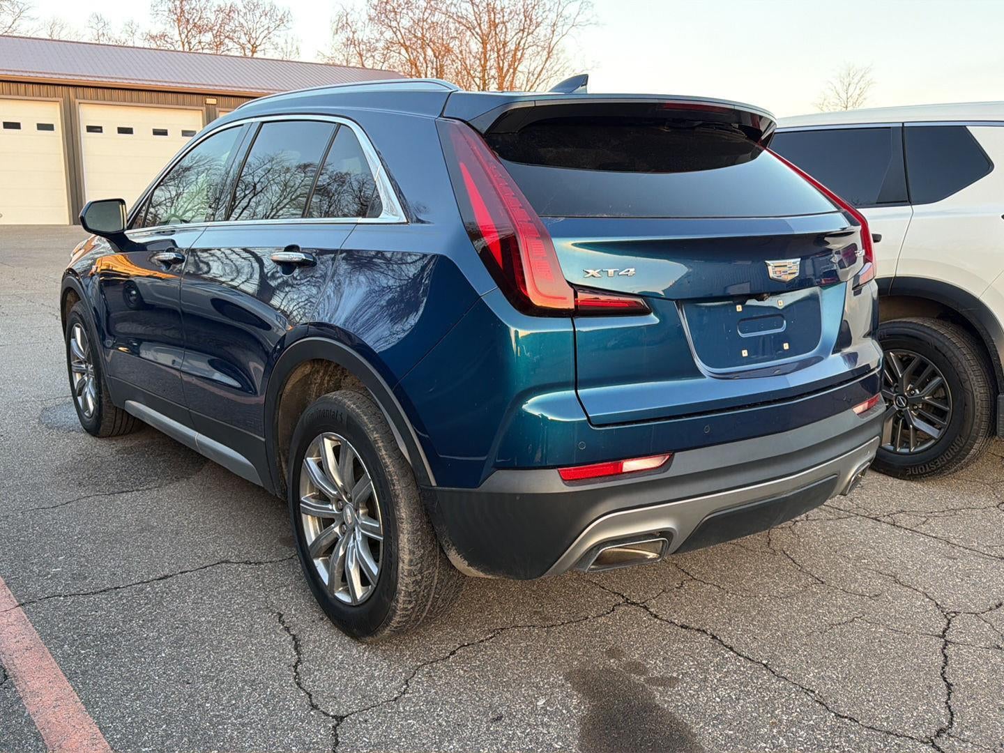 2019 Cadillac XT4 Premium Luxury