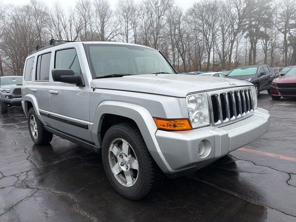 2009 Jeep Commander Sport