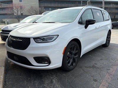 2024 Chrysler Pacifica Limited