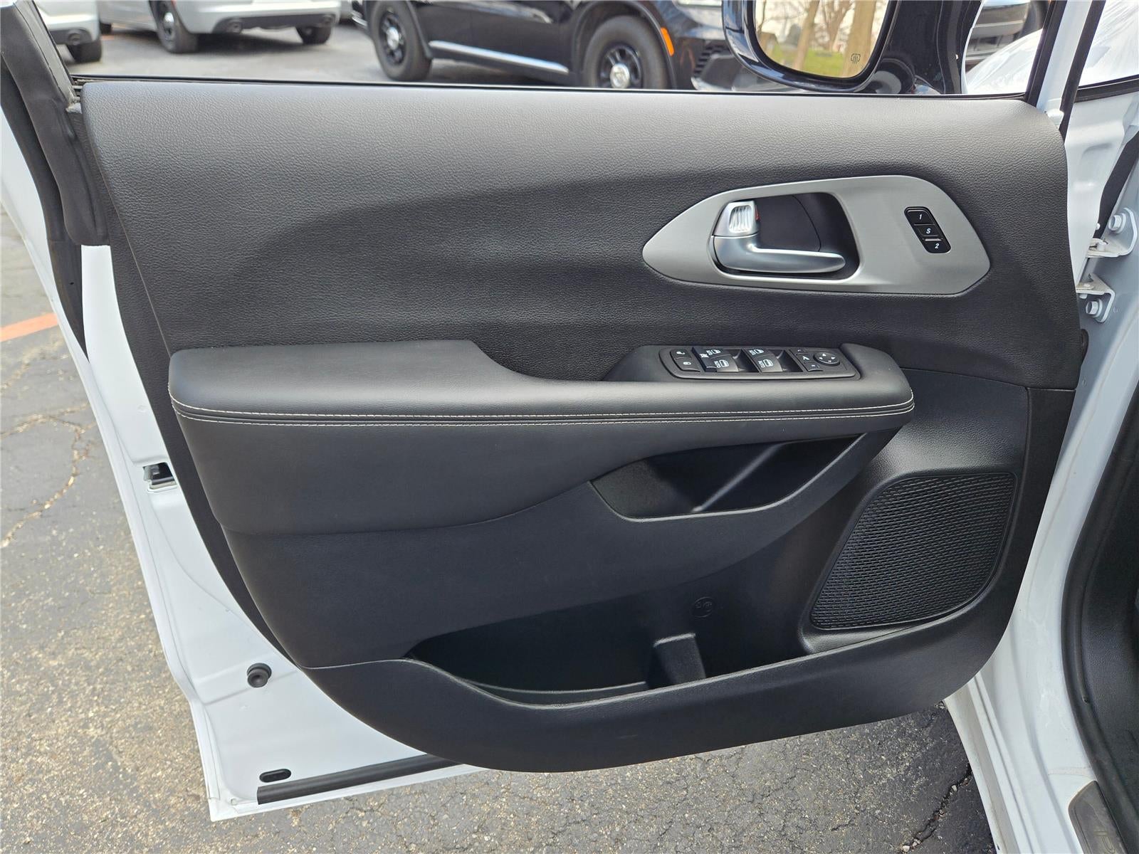 2024 Chrysler Pacifica Limited