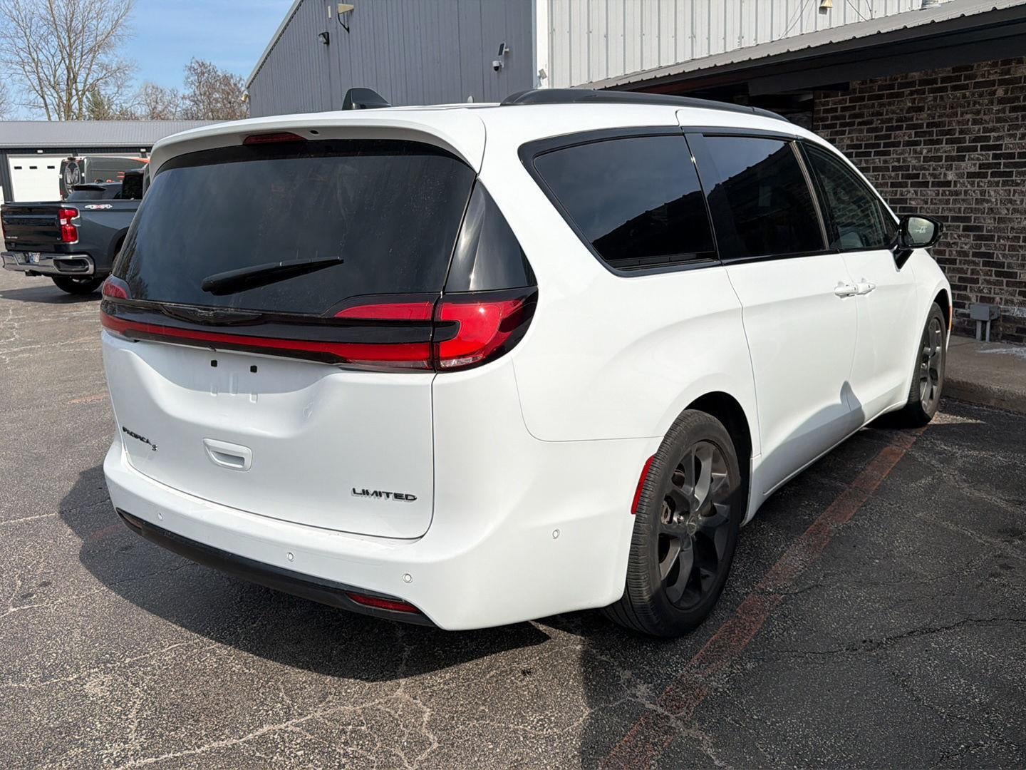 2024 Chrysler Pacifica Limited