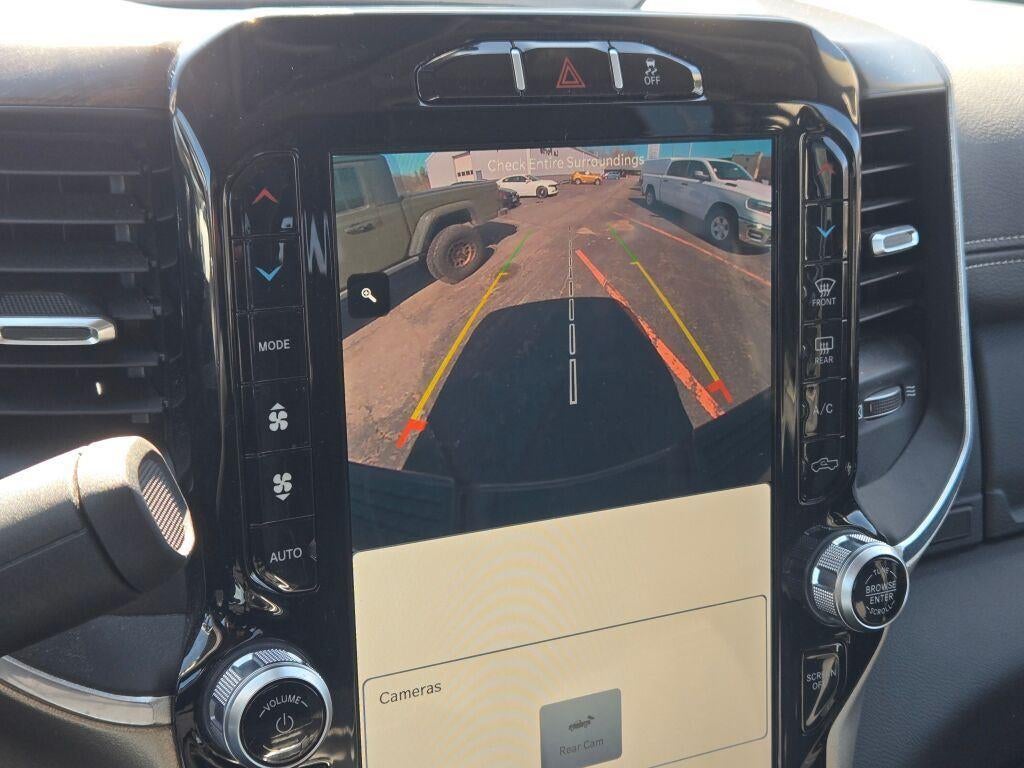 2024 RAM 2500 Laramie Crew Cab 4x4 6'4' Box