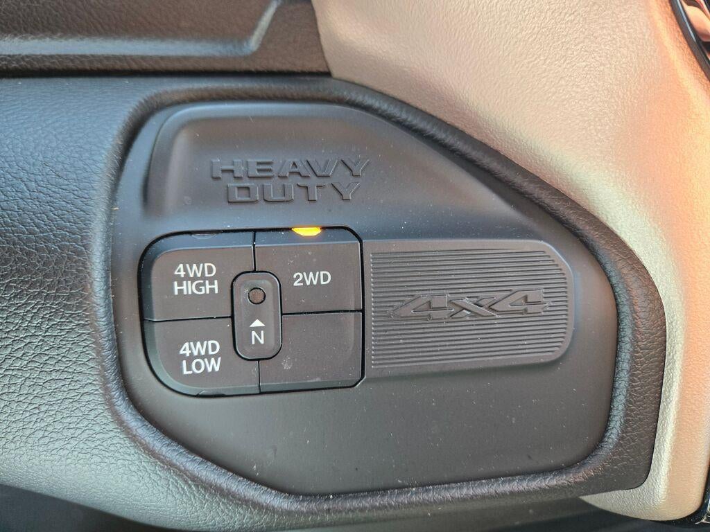 2024 RAM 2500 Laramie Crew Cab 4x4 6'4' Box