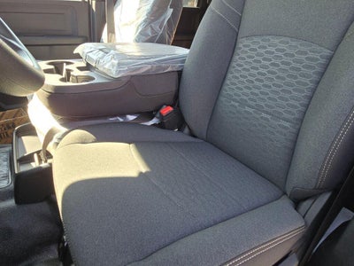 2026 RAM Ram 5500 Chassis Cab RAM 5500 TRADESMAN CHASSIS CREW CAB 4X4 84' CA