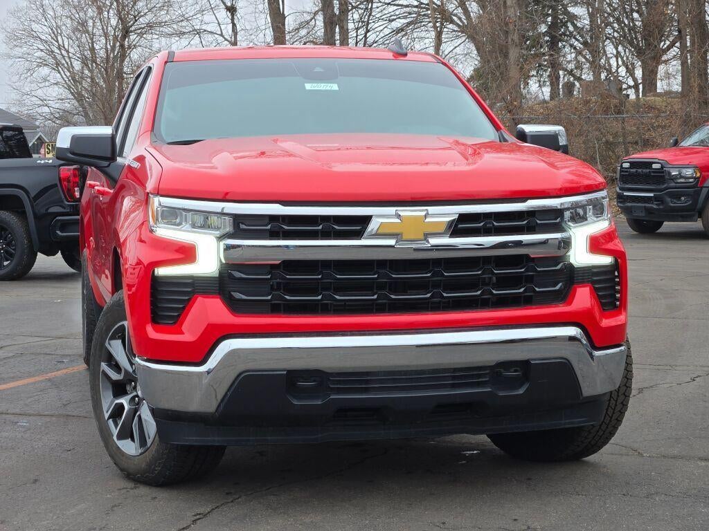 2023 Chevrolet Silverado 1500 4WD Crew Cab Short Bed LT with 2FL