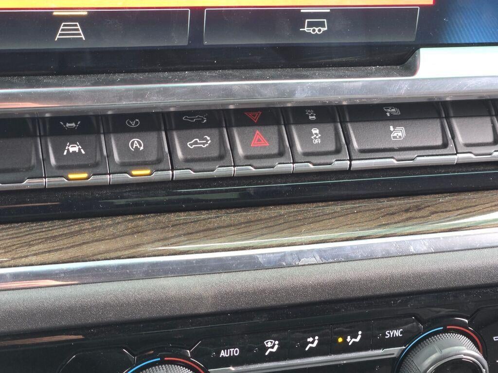 2023 Chevrolet Silverado 1500 4WD Crew Cab Short Bed LT with 2FL