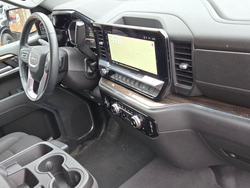 2024 GMC Sierra 1500 4WD Crew Cab Short Box Elevation with 3VL