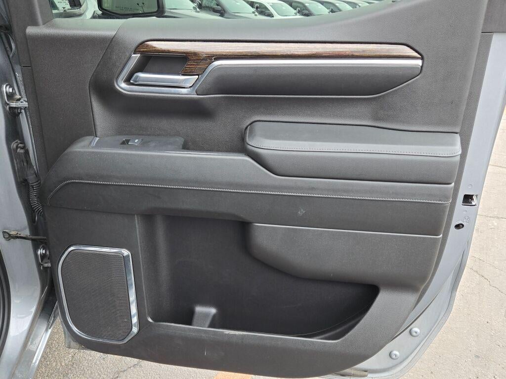 2024 GMC Sierra 1500 4WD Crew Cab Short Box Elevation with 3VL