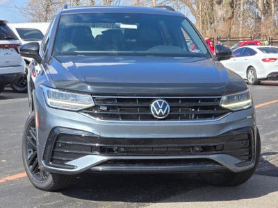 2022 Volkswagen Tiguan 2.0T SE R-Line Black