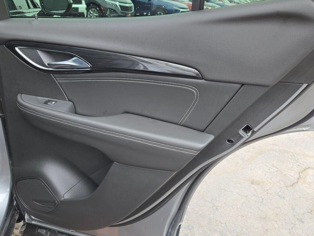 2023 Buick Envision Essence AWD