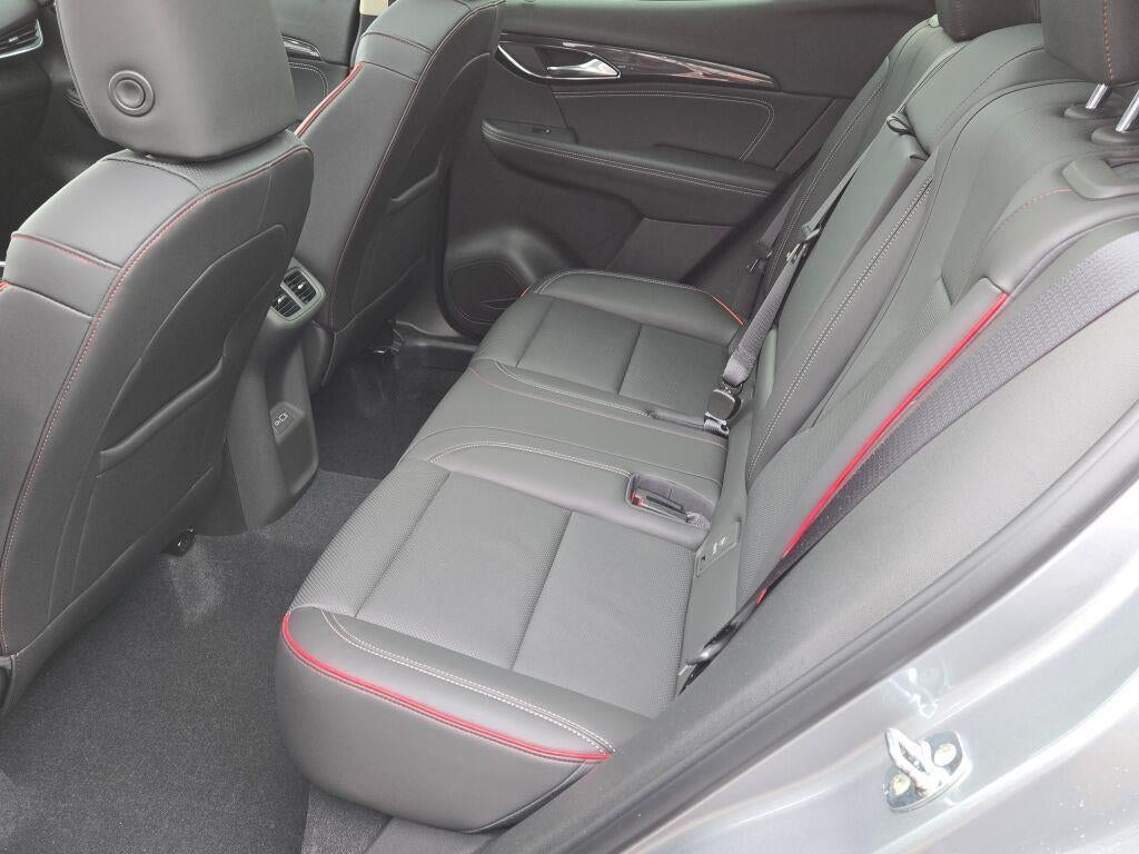 2023 Buick Envision Essence AWD