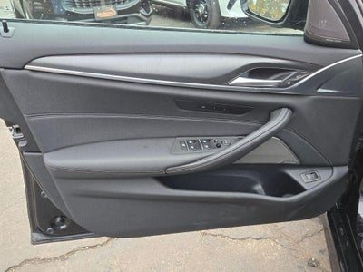 2022 BMW 530 i xDrive