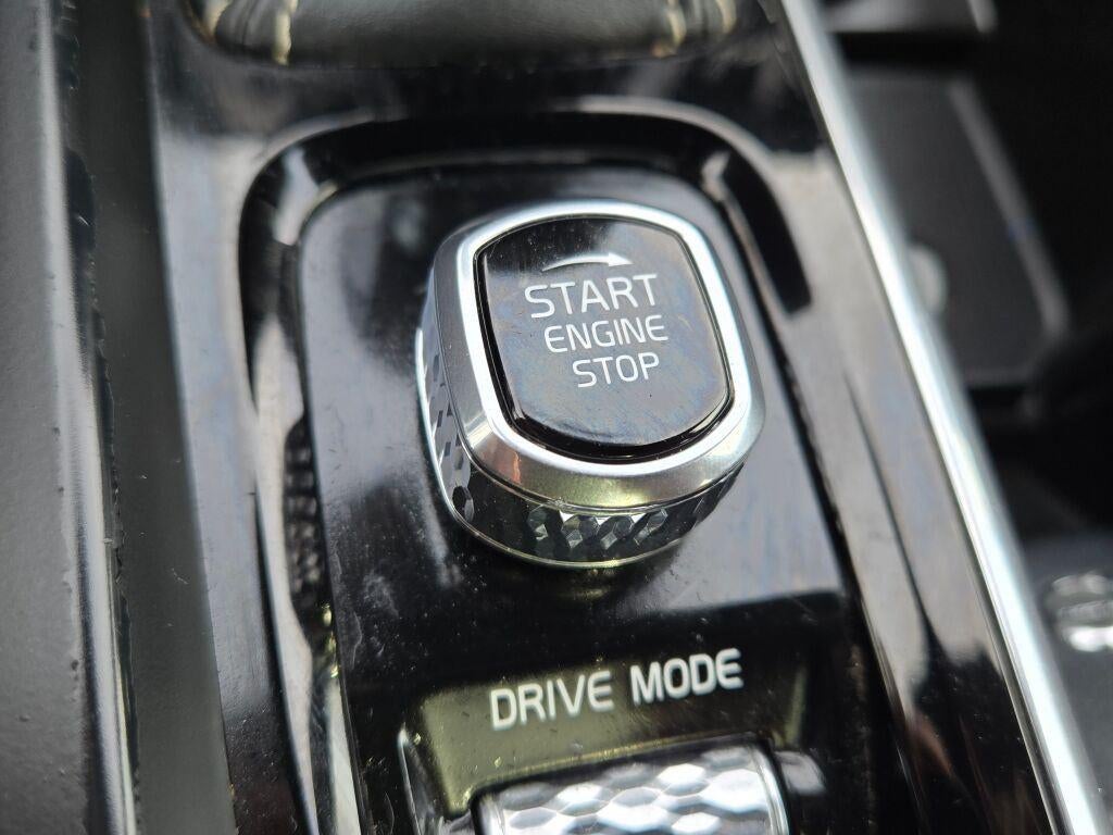 2020 Volvo XC60 T5 R-Design