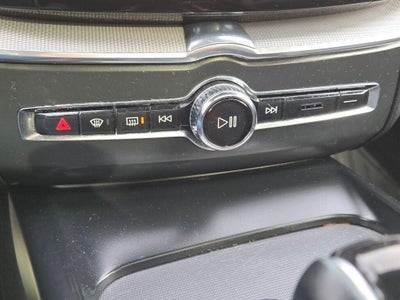 2020 Volvo XC60 T5 R-Design