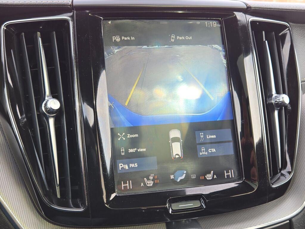 2020 Volvo XC60 T5 R-Design