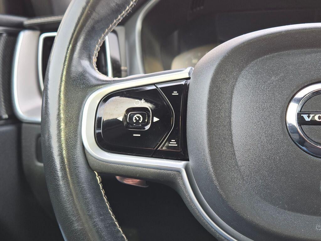 2020 Volvo XC60 T5 R-Design